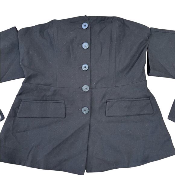NWT Kianna Magelaki Abril Off Shoulder Black Button Blazer Top Women’s 10 - Picture 3 of 8
